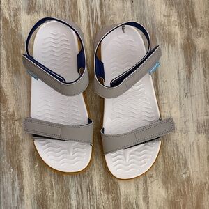 *NWOT* Native Sandal Kids